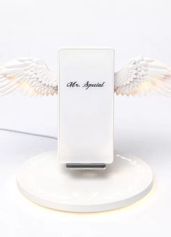 Model-Angel-Wings-Incarcator-Wireless-Charger1